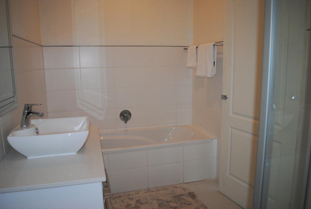 Apartamento 86 Edison Self Catering Johannesburgo Exterior foto